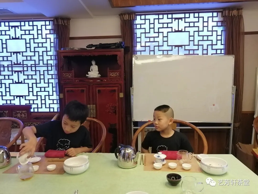 少兒茶文化,茶藝教育咨詢(xún),茶事活動(dòng),湖南藝芳軒茶文化傳播有限責(zé)任公司